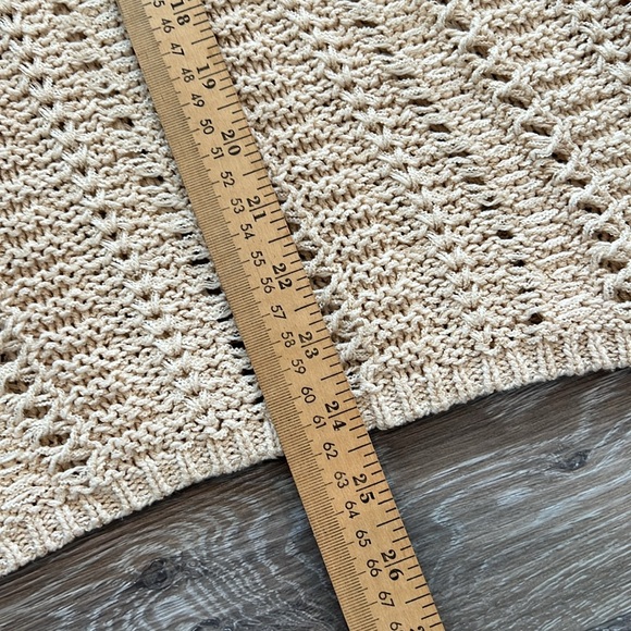 Universal Thread Sweater - Picture 7 of 10